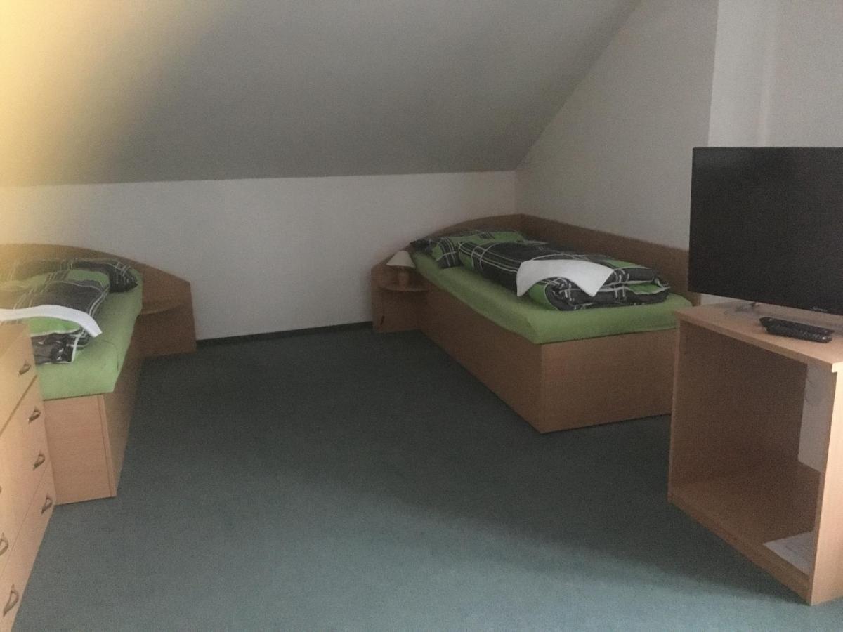 Hotel Salajka Horní Lomná Buitenkant foto